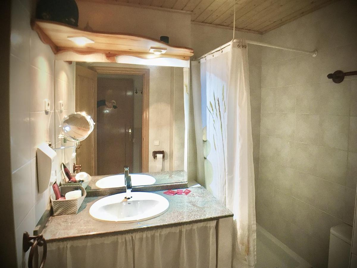 Albergue Boi Romanic Suites Barruera Exterior photo